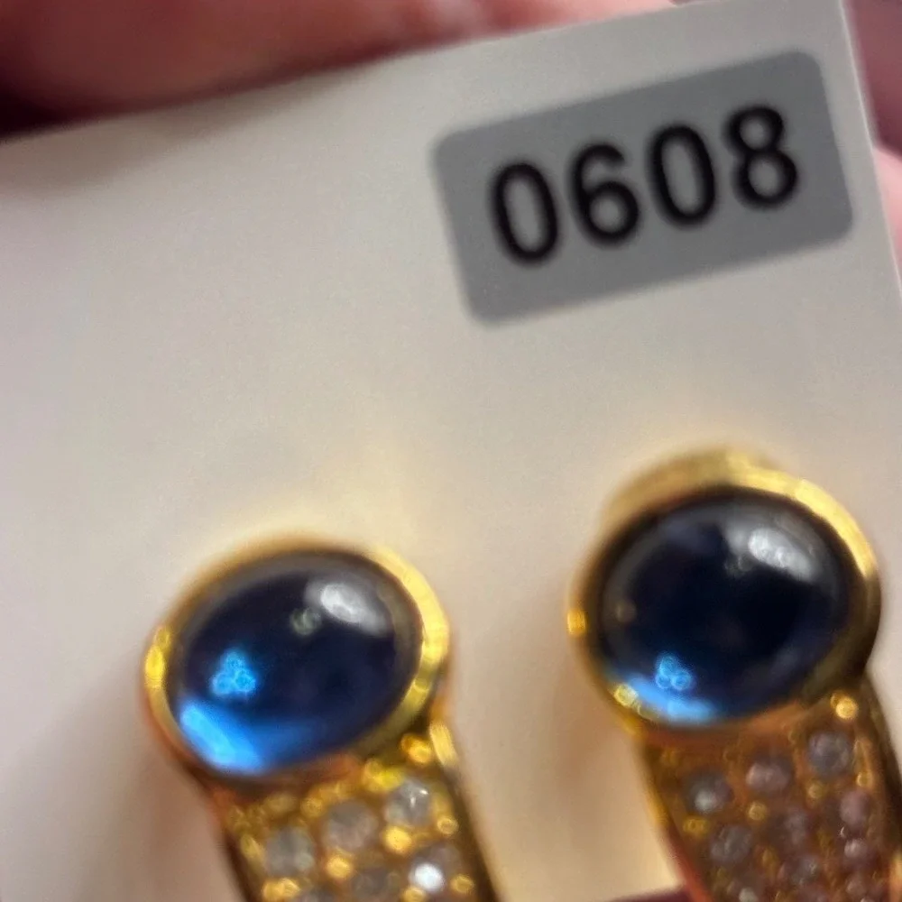 Vintage Joan Rivers Earrings Blue Cabochon Rhinestone Gold Tone Clip On
